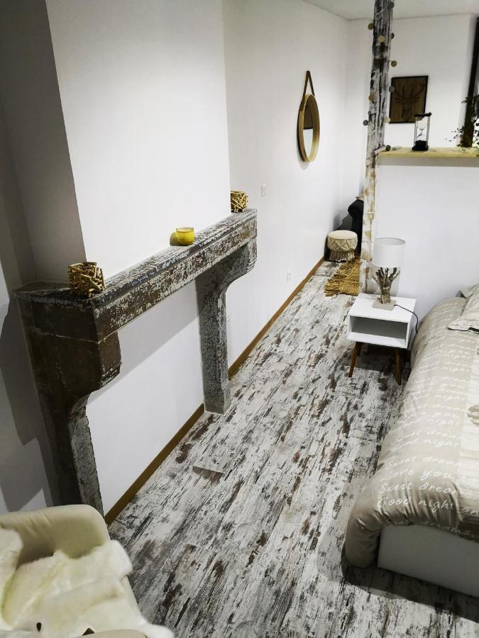 Studio zen et cosy, neuf en pleine ville Saint-Claude Extérieur photo